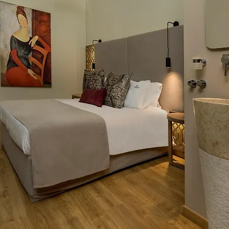 Elg Contessa Boutique Готель 4*