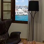 Elg Contessa Boutique