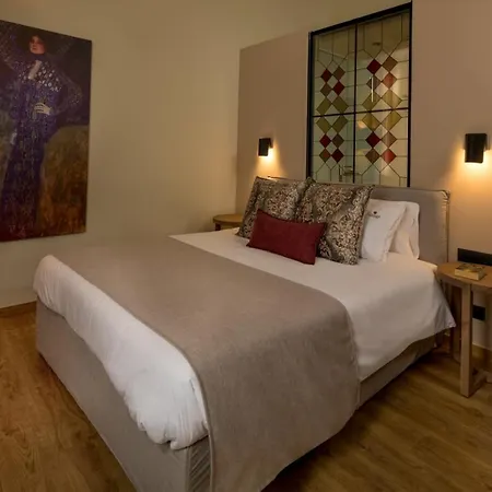 Elg Contessa Boutique Готель 4*