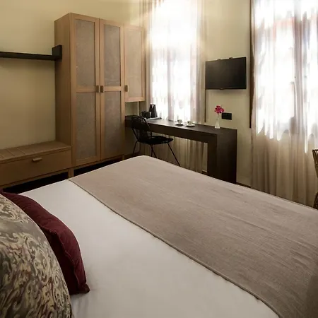 Elg Contessa Boutique Hotel 4*