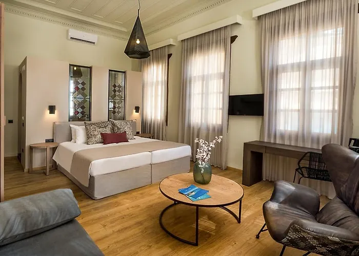 Elg Contessa Boutique Hotel 4*